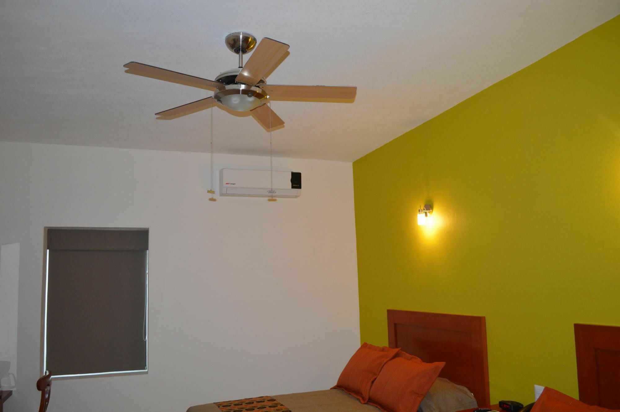Concierge Plaza La Villa Colima Dış mekan fotoğraf