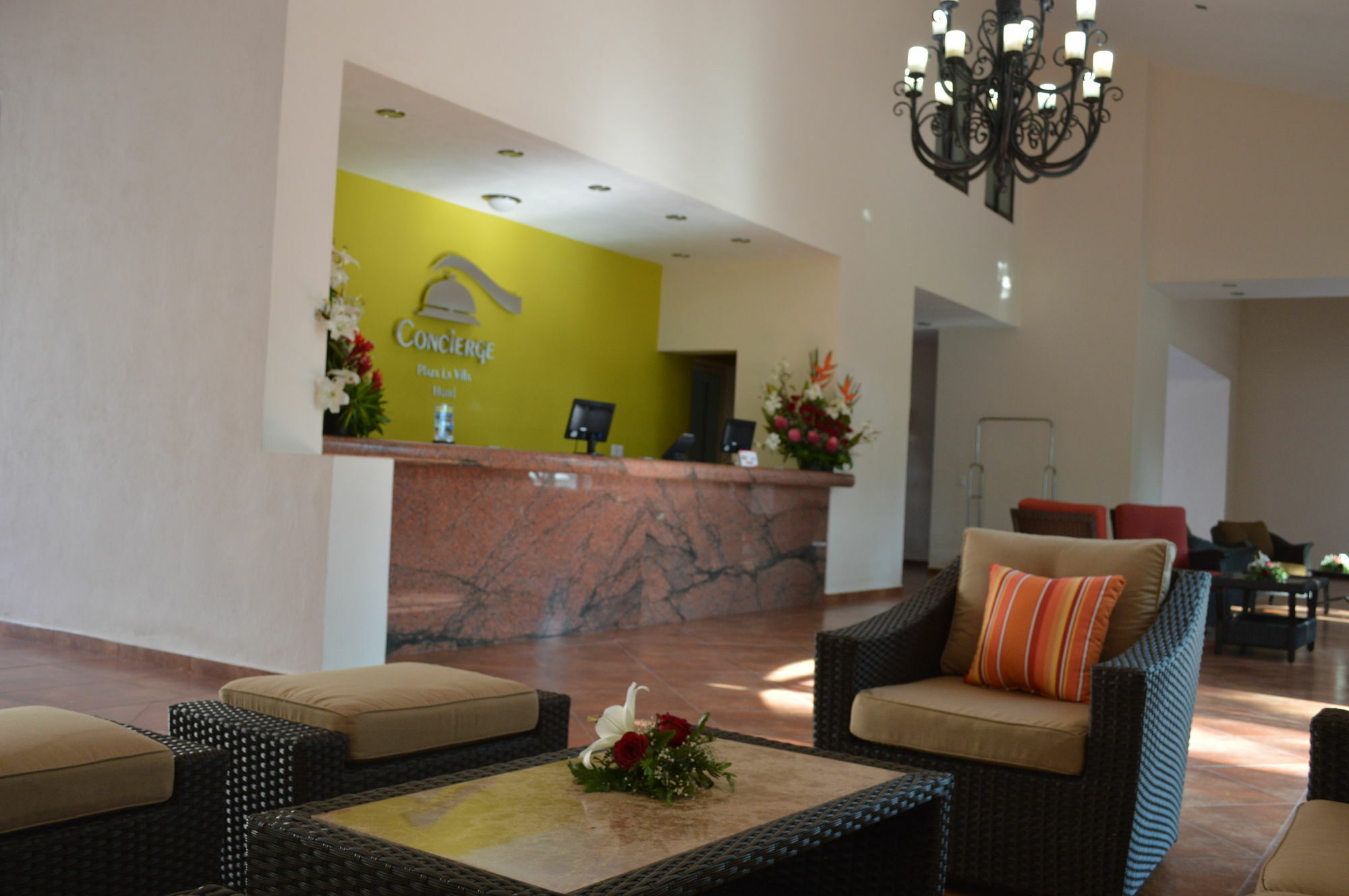 Concierge Plaza La Villa Colima Dış mekan fotoğraf